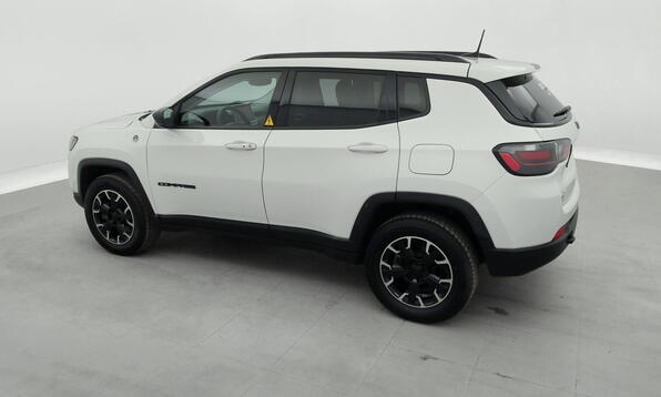 Vue 9 - Jeep Compass