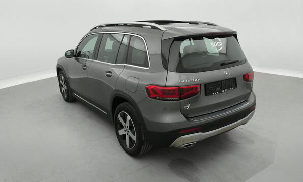 Vue 8 - Mercedes-Benz GLB 200