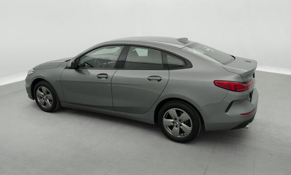 Vue 9 - BMW 218