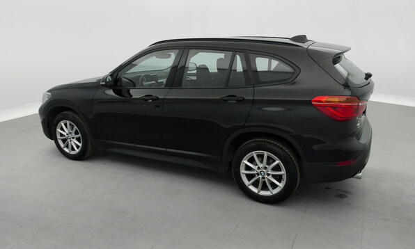 Vue 9 - BMW X1