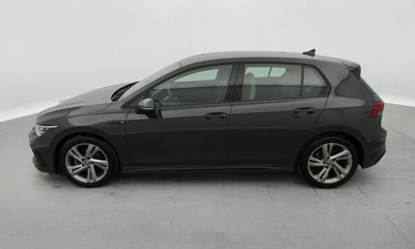 Vue 10 - Volkswagen Golf