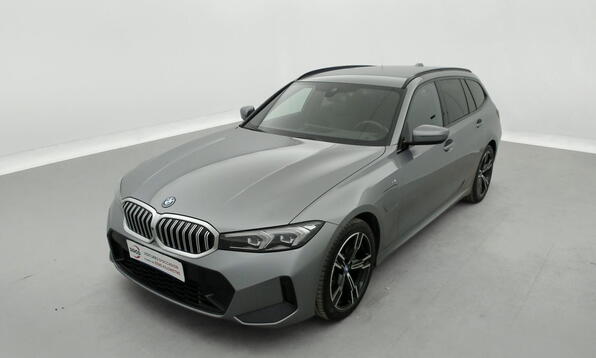 Vue 12 - BMW 320