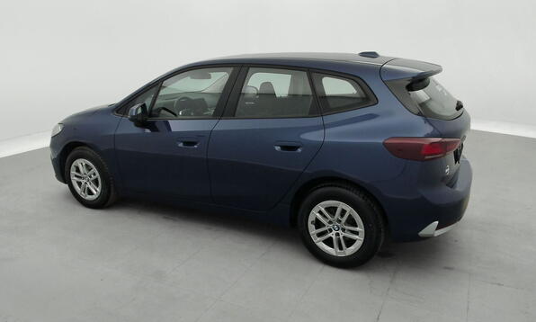 Vue 9 - BMW 218
