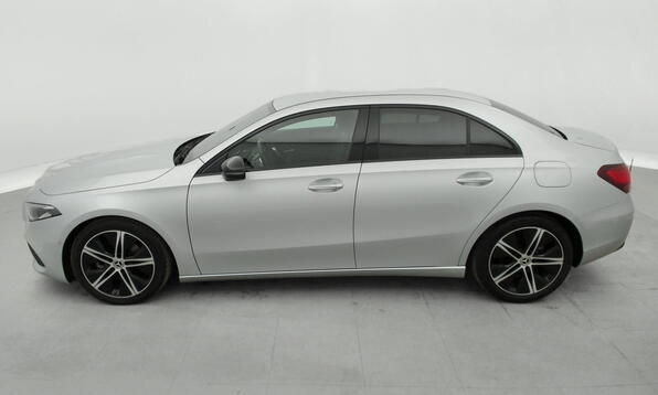 Vue 10 - Mercedes-Benz A 180