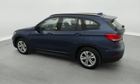 Vue 9 - BMW X1