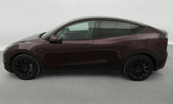 Vue 10 - Tesla Model Y