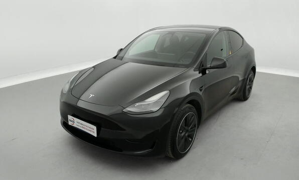 Vue 12 - Tesla Model Y