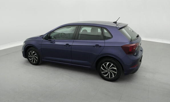 Vue 9 - Volkswagen Polo