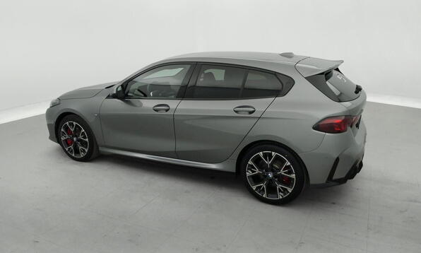 Vue 9 - BMW 120