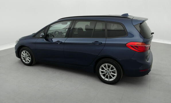 Vue 9 - BMW 216