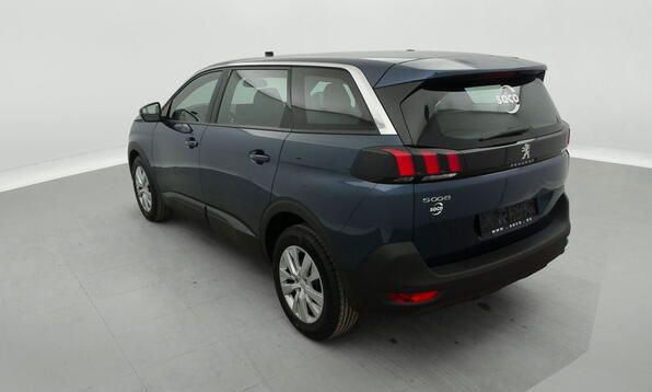 Vue 8 - Peugeot 5008