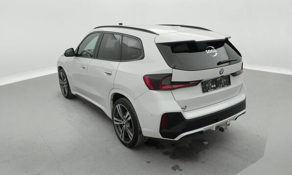 Vue 8 - BMW X1