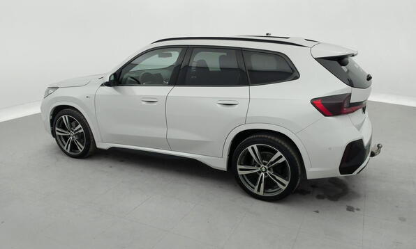 Vue 9 - BMW X1