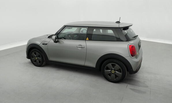 Vue 9 - MINI Cooper SE