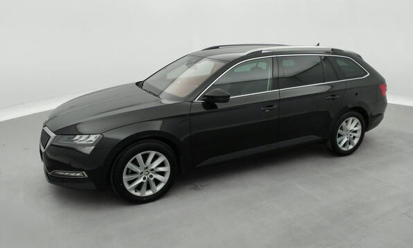 Vue 11 - Skoda Superb