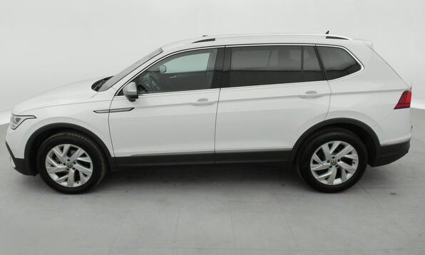 Vue 10 - Volkswagen Tiguan Allspace