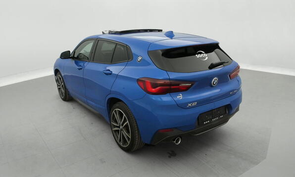 Vue 8 - BMW X2