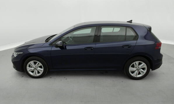 Vue 10 - Volkswagen Golf