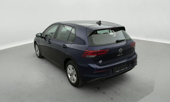 Vue 8 - Volkswagen Golf