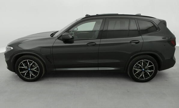 Vue 10 - BMW X3
