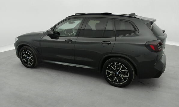Vue 9 - BMW X3