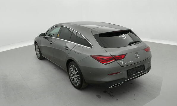 Vue 8 - Mercedes-Benz CLA 250