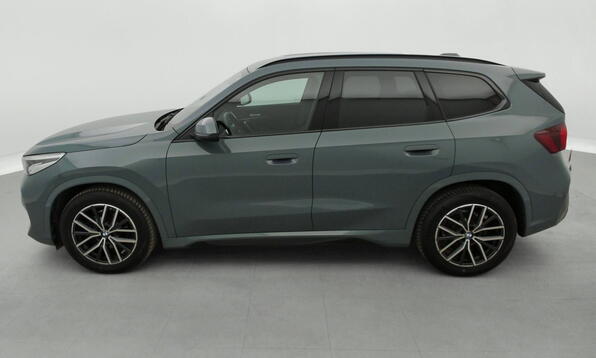 Vue 10 - BMW X1