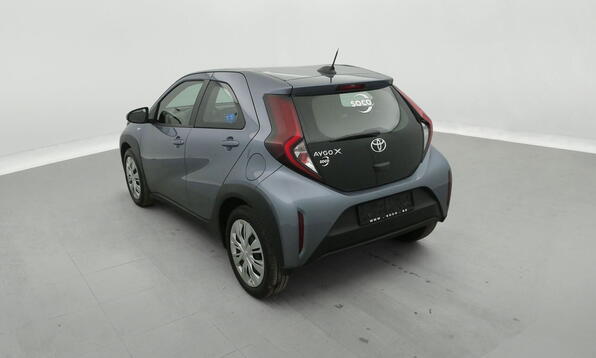 Vue 8 - Toyota Aygo X