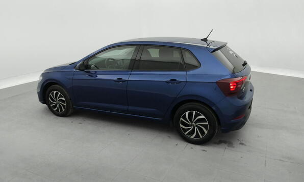 Vue 9 - Volkswagen Polo