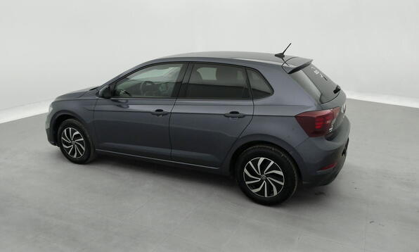 Vue 9 - Volkswagen Polo