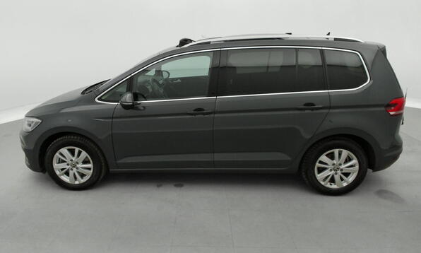 Vue 10 - Volkswagen Touran